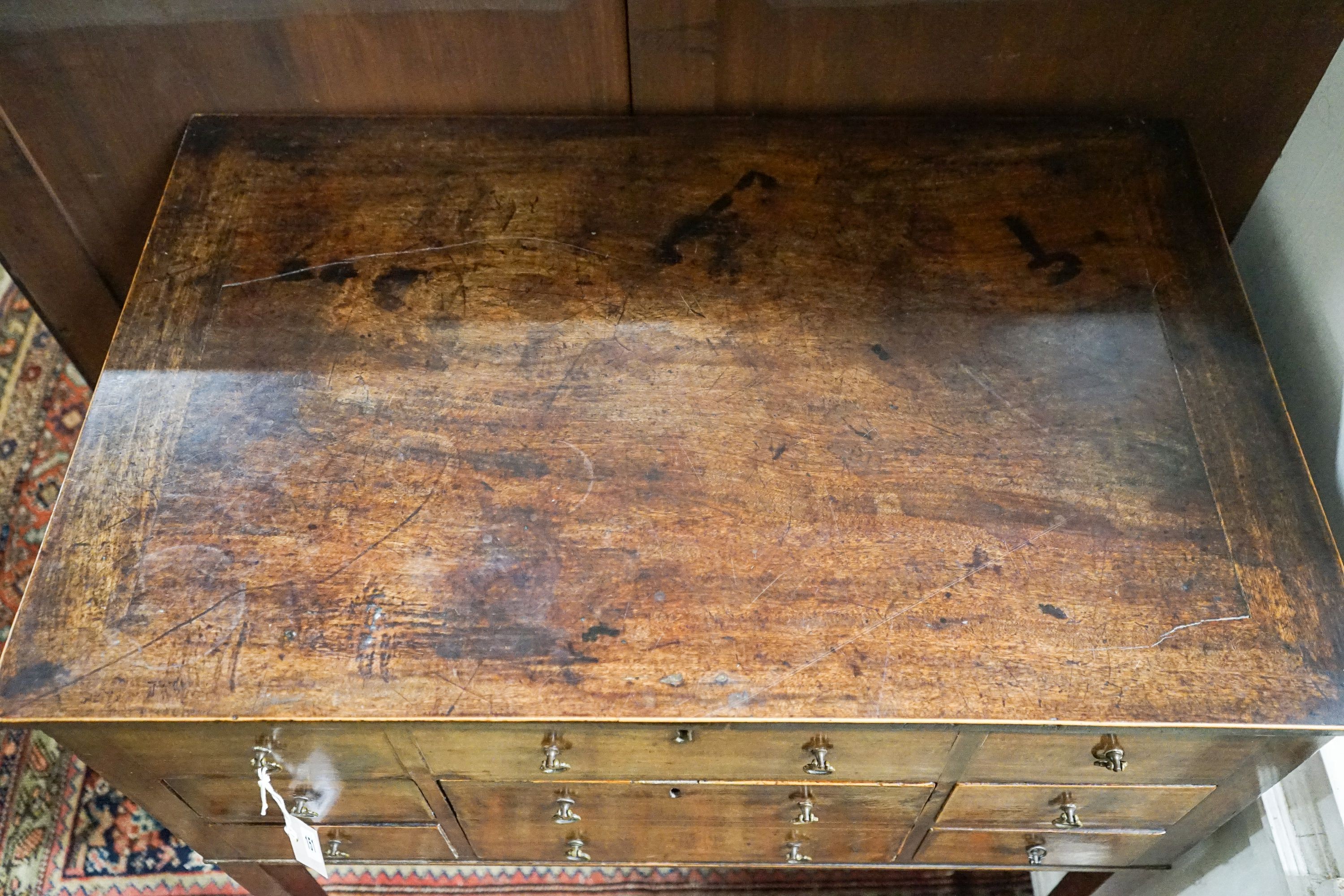 A George III mahogany enclosed washstand with hinged top, width 78cm, depth 49cm, height 84cm